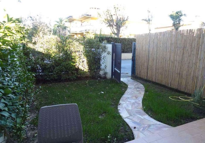Appartamento trilocale in vendita in via donati, Vittoria Apuana, Forte dei Marmi