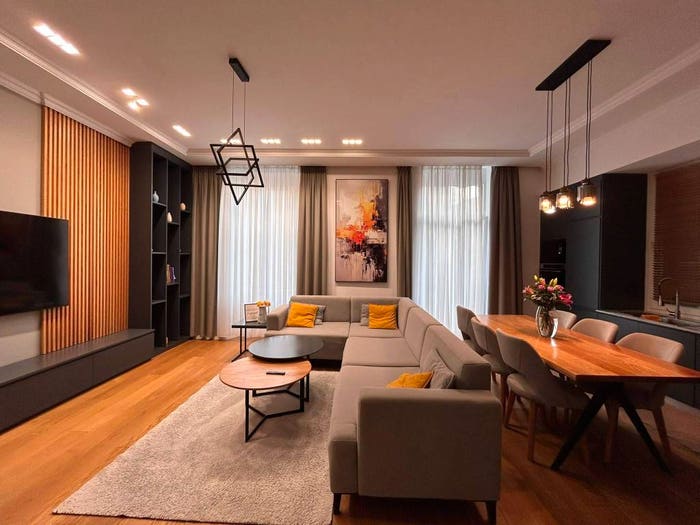 Appartamento con 5 locali in vendita in Piazza Giuseppe Garibaldi, Centro Storico, La Spezia