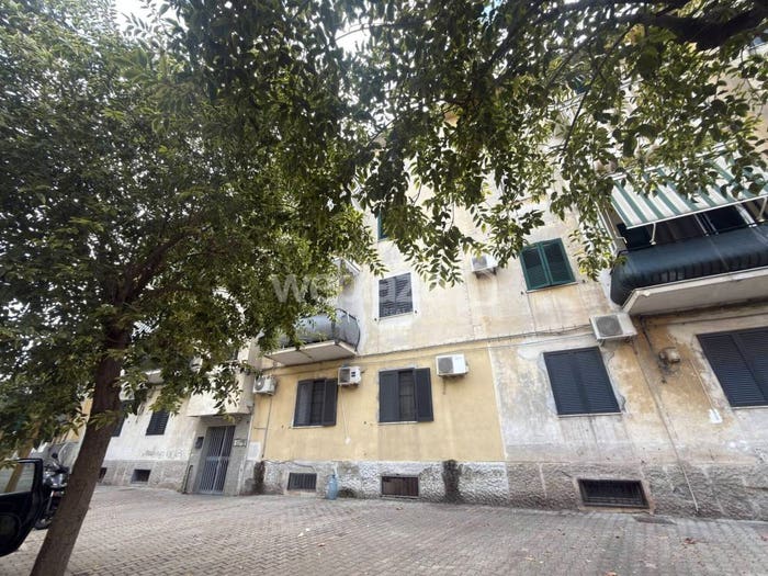 Appartamento trilocale in vendita in Via Enrico Forzati, San Giovanni a Teduccio, Napoli
