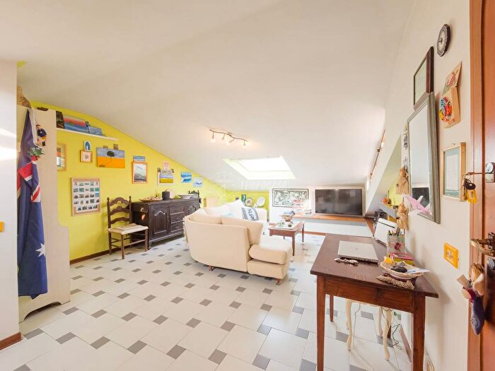 Appartamento bilocale in vendita in Via Alessandro Petri, Terminetto Migliarina, Viareggio