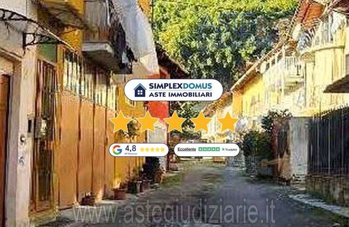 Appartamento quadrilocale in vendita in Via Pesio, Centro, Corneliano d'Alba