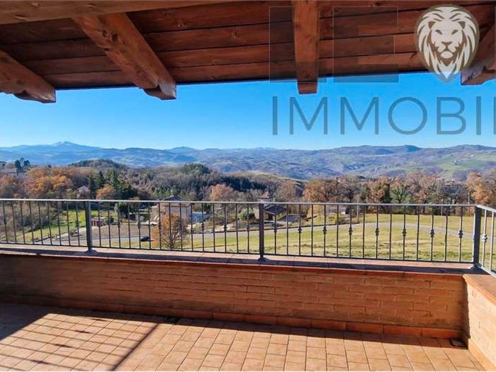 Casa con 5 locali in vendita in Centro, Guiglia