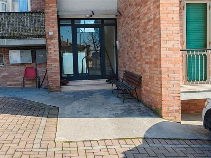 Appartamento quadrilocale in vendita in Centro, Loro Piceno