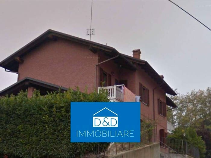 Casa con 6 locali in vendita in Via Maiolo, Valfenera
