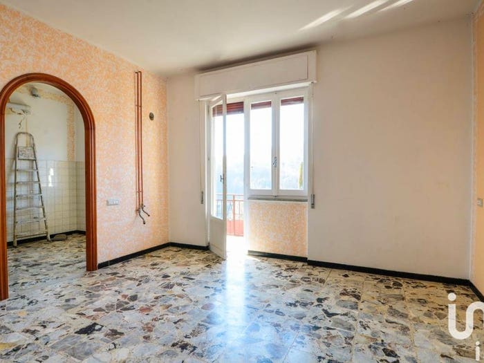 Appartamento con 5 locali in vendita in Località  Toschini, Valzemola, Roccavignale