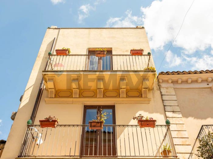 Appartamento bilocale in vendita in Via G Garibaldi, Centro, Palazzolo Acreide