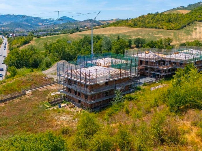 Case in Vendita e in Affitto - 2