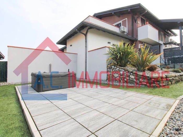 Appartamento bilocale in vendita in Via Monte Tabor, Golasecca