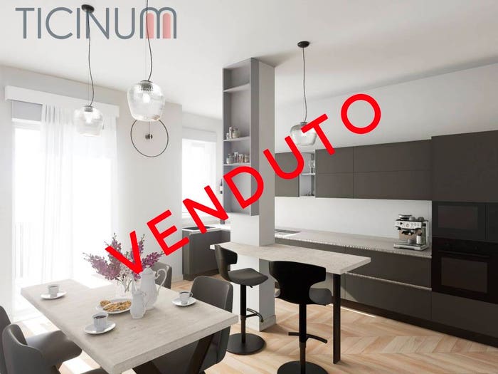 Appartamento trilocale in vendita in Via Calchi, Centro, Pavia