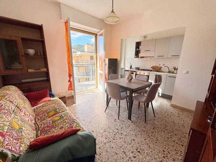 Appartamento bilocale in vendita in Via Termini Imerese, Borghetto Santo Spirito