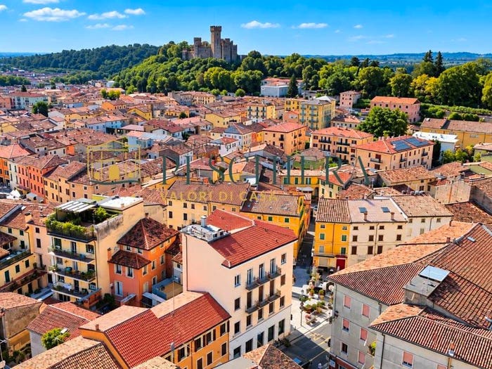 Appartamento bilocale in vendita in Via Guglielmo Marconi, Centro, Valeggio sul Mincio