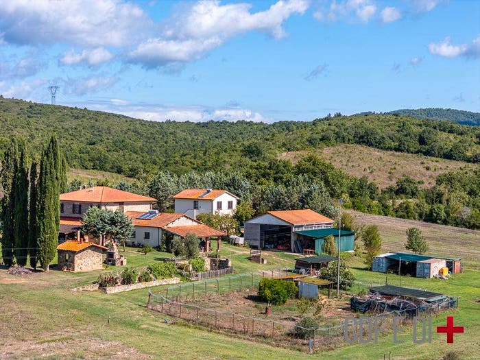 Casa con 6 locali in vendita in Via della Badia, Monteverdi Marittimo