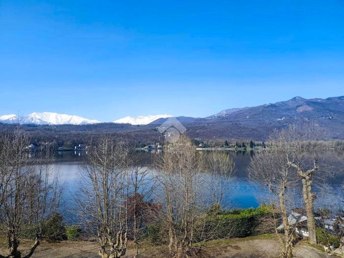 Appartamento quadrilocale in vendita in Corso laghi, Centro, Avigliana