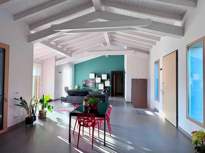 Casa con 6 locali in vendita in Pavullo nel Frignano