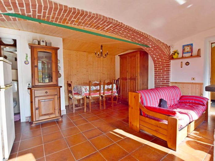 Appartamento monolocale in vendita in Via Malborgo, Monastero di Vasco