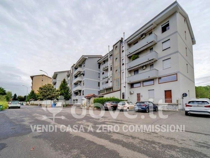 Appartamento trilocale in vendita in Via della Resistenza, Semicentro Isola, Corbetta