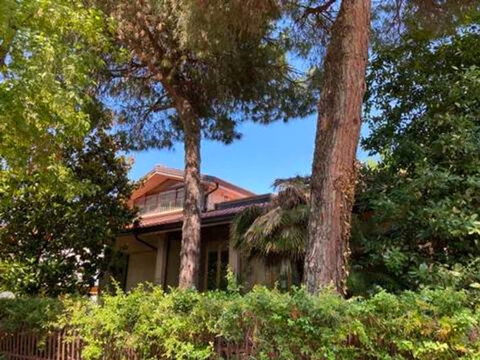 Casa con 6 locali in vendita in Viale Savio, Santa Teresa, Cesenatico