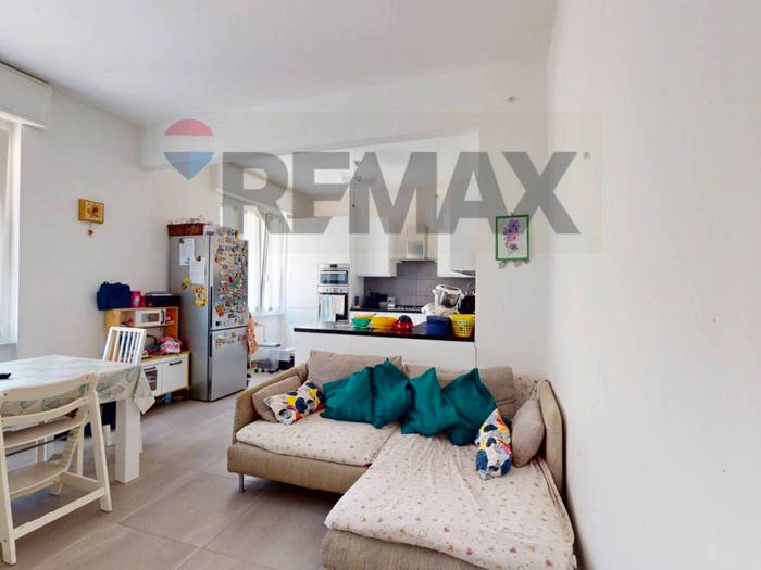 Appartamento trilocale in vendita in via campomorone, Pontedecimo, Genova