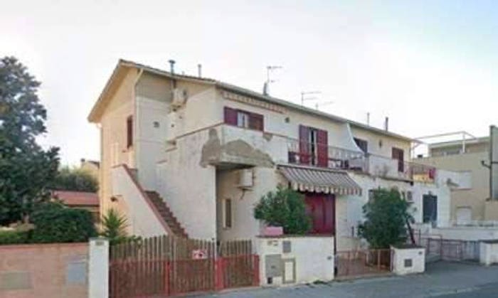 Appartamento trilocale in vendita in Via Ferrucci, Marina di Cecina, Cecina