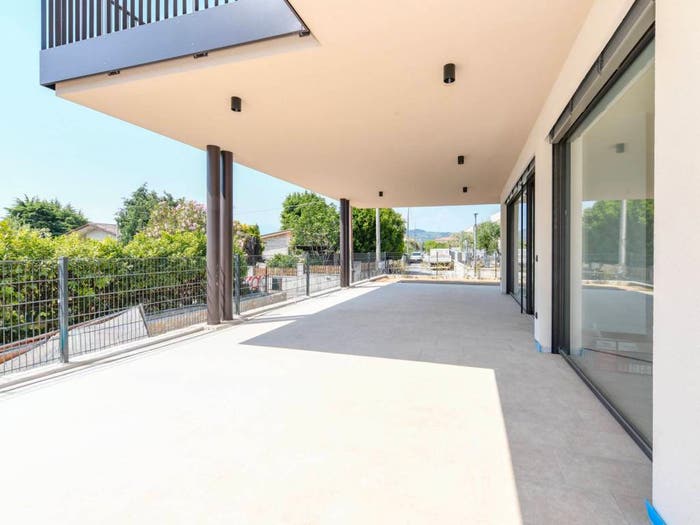 Appartamento trilocale in vendita in Centro, Bardolino