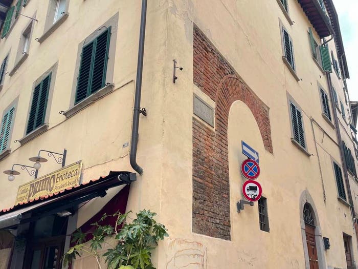 Appartamento quadrilocale in vendita in Via del Saracino, Porta San Lorentino, Arezzo