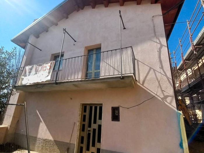 Casa trilocale in vendita in Genzano Sassa, L'Aquila