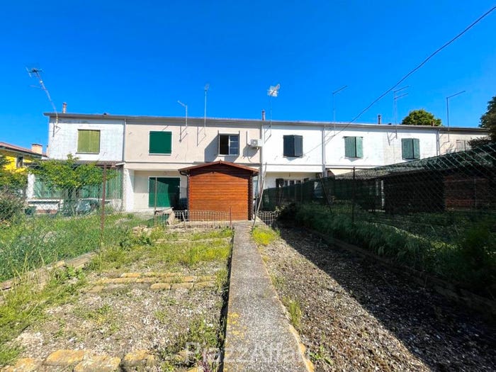 Casa trilocale in vendita in Via Roma, Pontelongo