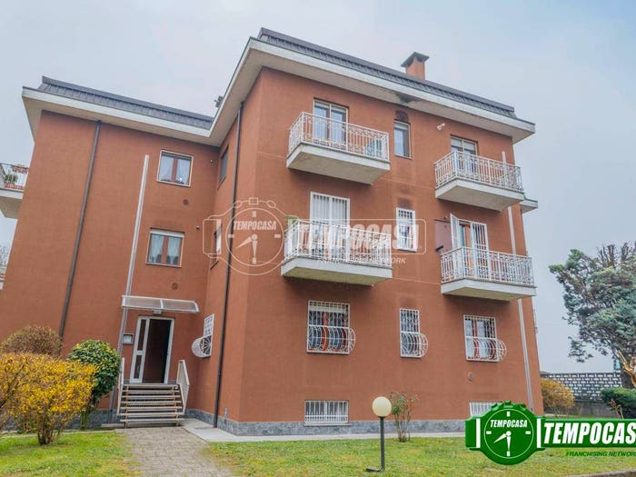 Appartamento trilocale in vendita in Via Milano, Centro, Gaggiano