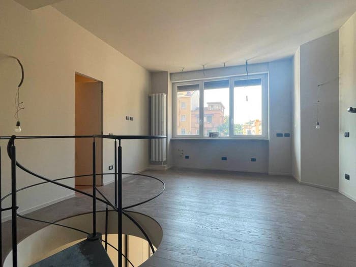 Appartamento bilocale in vendita in Via Melchiorre Gioia, Centrale, Milano