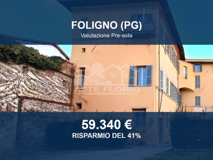 Appartamento quadrilocale in vendita in Via Antonio Gramsci, Centro Storico, Foligno