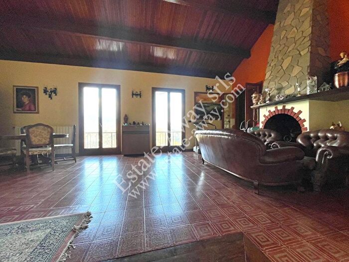 Casa quadrilocale in vendita in Strada degli Olandesi, Camporosso