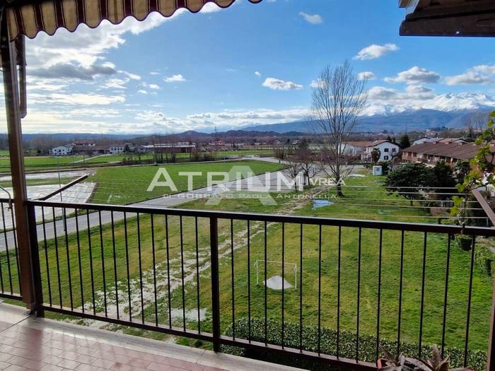 Appartamento con 5 locali in vendita in Viale Friuli, Ivrea
