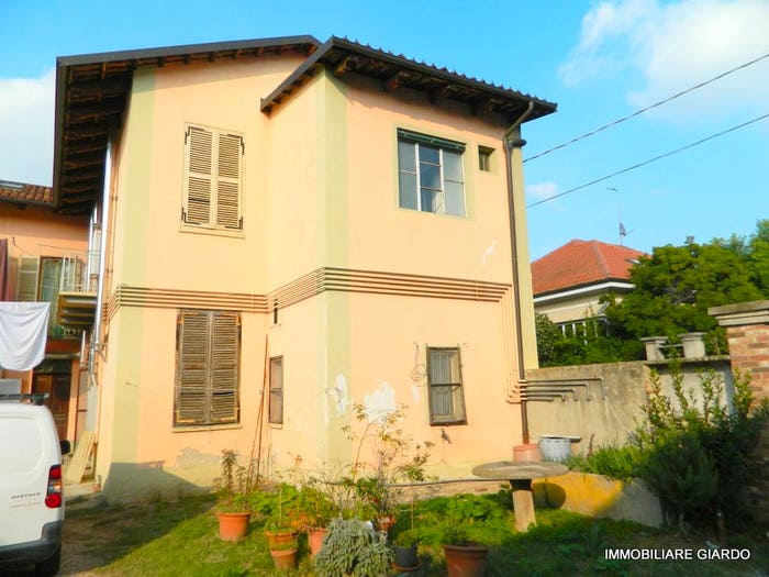 Appartamento trilocale in vendita in Via Vittorio Emanuele, Centro, Buttigliera d'Asti