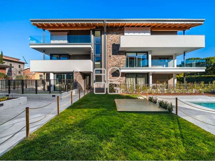 Casa quadrilocale in vendita in Via Flaminia, Rivoltella, Desenzano del Garda