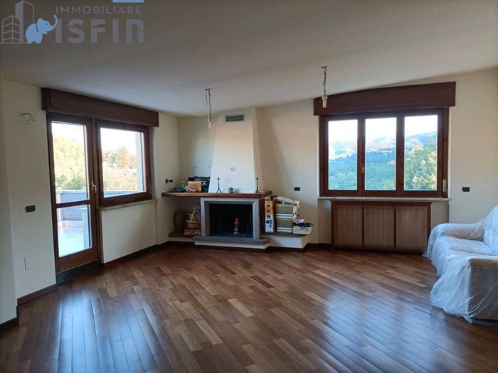 Appartamento con 6 locali in vendita in Via Cona, Casole Bruzio, Casali del Manco