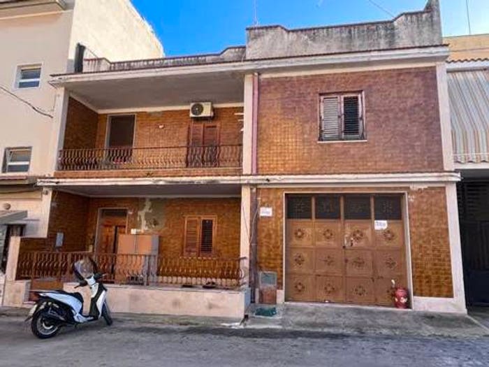 Casa quadrilocale in vendita in Via Amerigo Vespucci, Centro, Noto