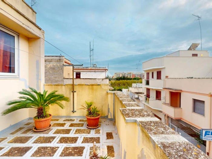 Casa trilocale in vendita in Via Cesare Balbo, Commenda, Brindisi