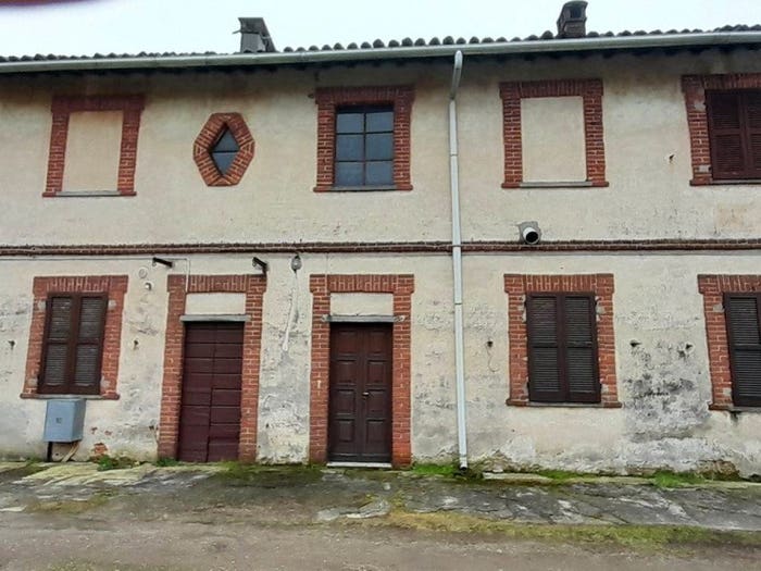 Casa con 6 locali in vendita in Cascina Argine, Cameri