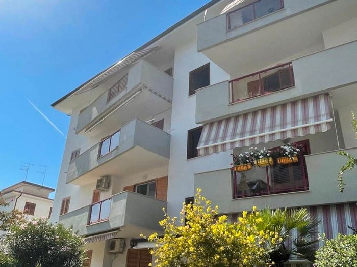 Appartamento con 6 locali in vendita in Via Latina, Centro, Amantea
