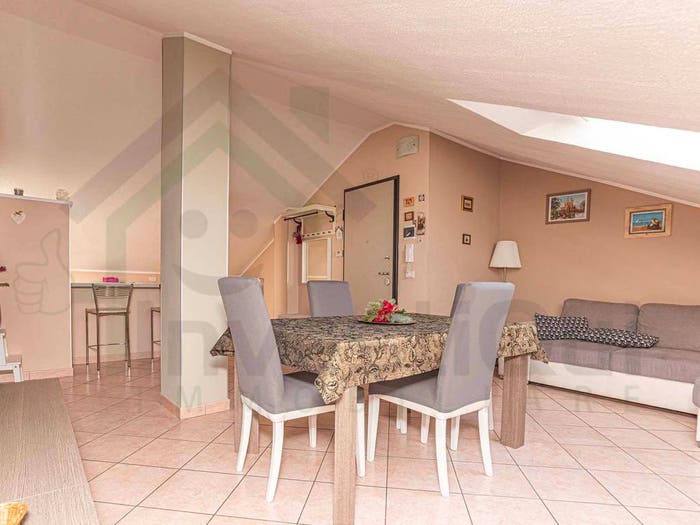 Casa trilocale in vendita in Via Generale Pietro Gazzera, Centro, Ciriè