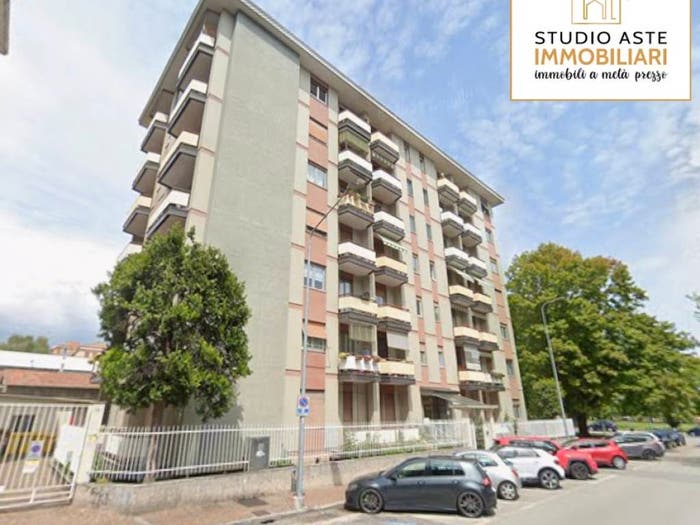 Appartamento trilocale in vendita in Via Asmara, Centro Città San Paolo, Biella