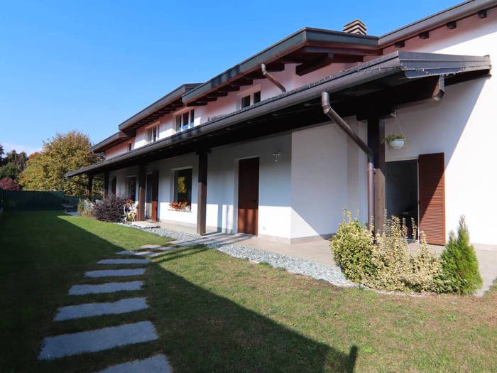 Casa quadrilocale in vendita in Faloppio