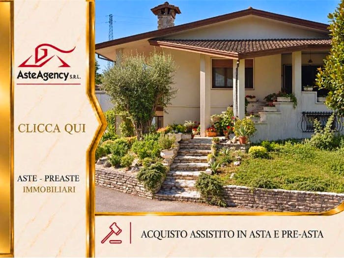 Casa con 6 locali in vendita in Via Guizze San Pietro, Camposampiero