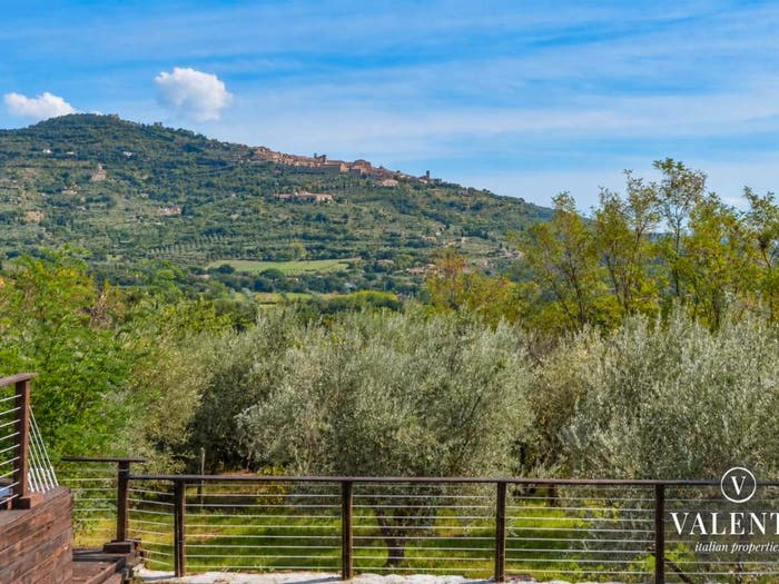Casa bilocale in vendita in Il Borgo, Cortona
