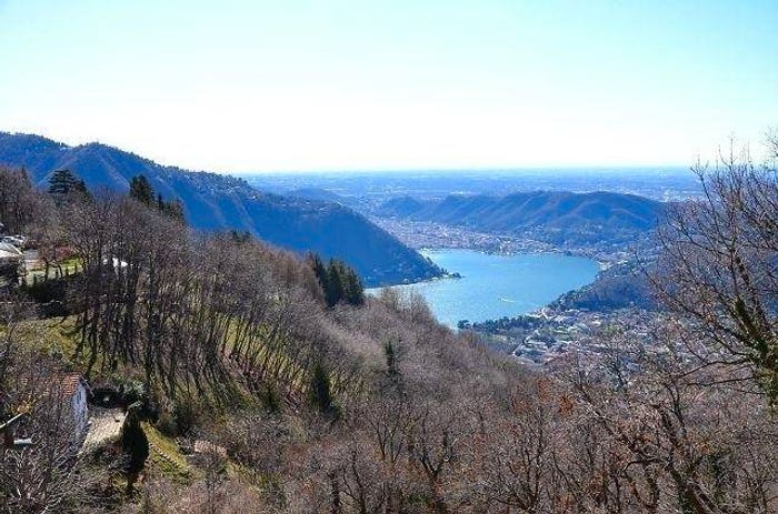 Casa quadrilocale in vendita in Cernobbio