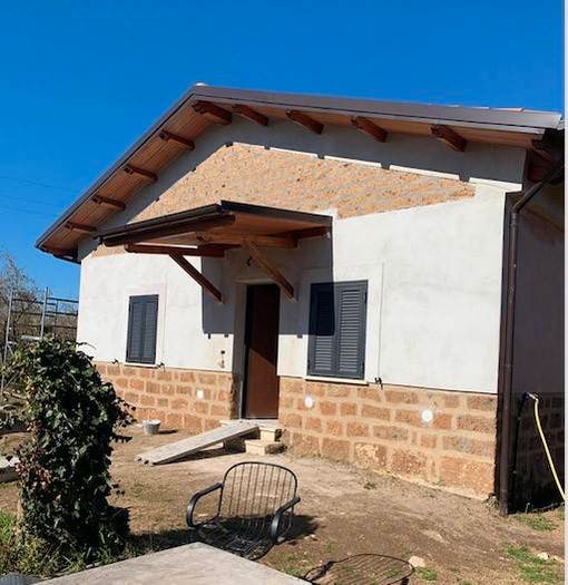Casa con 5 locali in vendita in Via Cava Cacciano, Civita Castellana