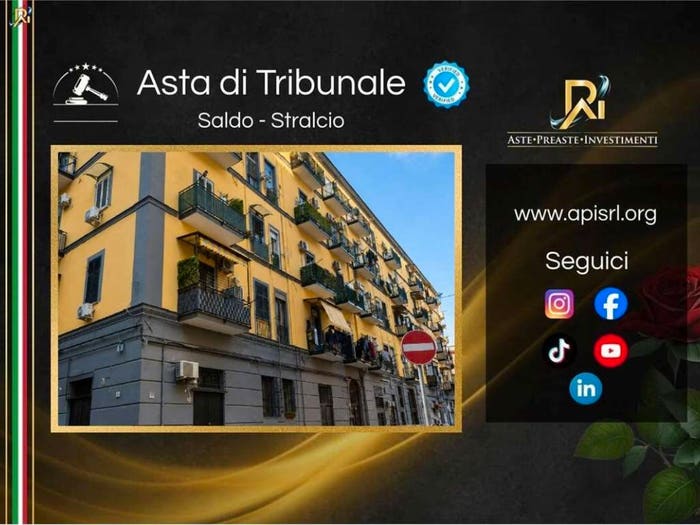 Appartamento trilocale in vendita in via Gaetano Argento n, Centro, Napoli