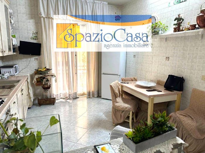 Appartamento trilocale in vendita in Via Napoli, Arzano