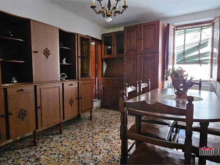 Appartamento trilocale in vendita in Colle Alta Borgo Nuovo, Colle di Val d'Elsa