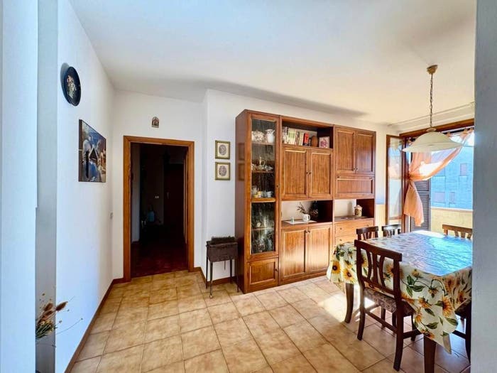 Appartamento trilocale in vendita in Gambassi Terme, Centro